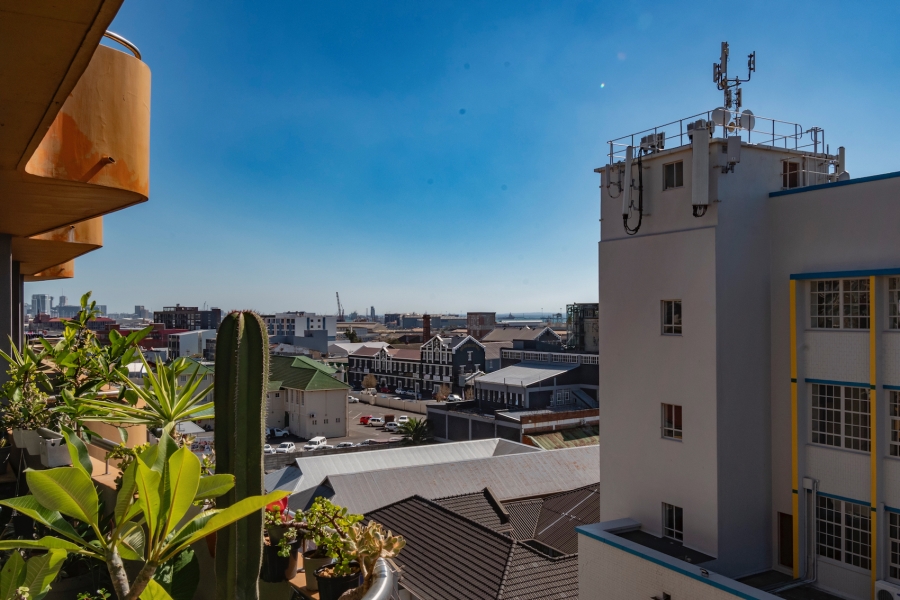 1 Bedroom Property for Sale in Woodstock Western Cape